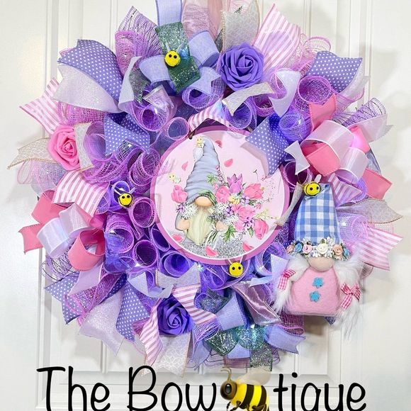 Handmade Spring Floral Bee Gnome Prelit Ribbon Wreath 22 in LED W1 - Picture 1 of 10